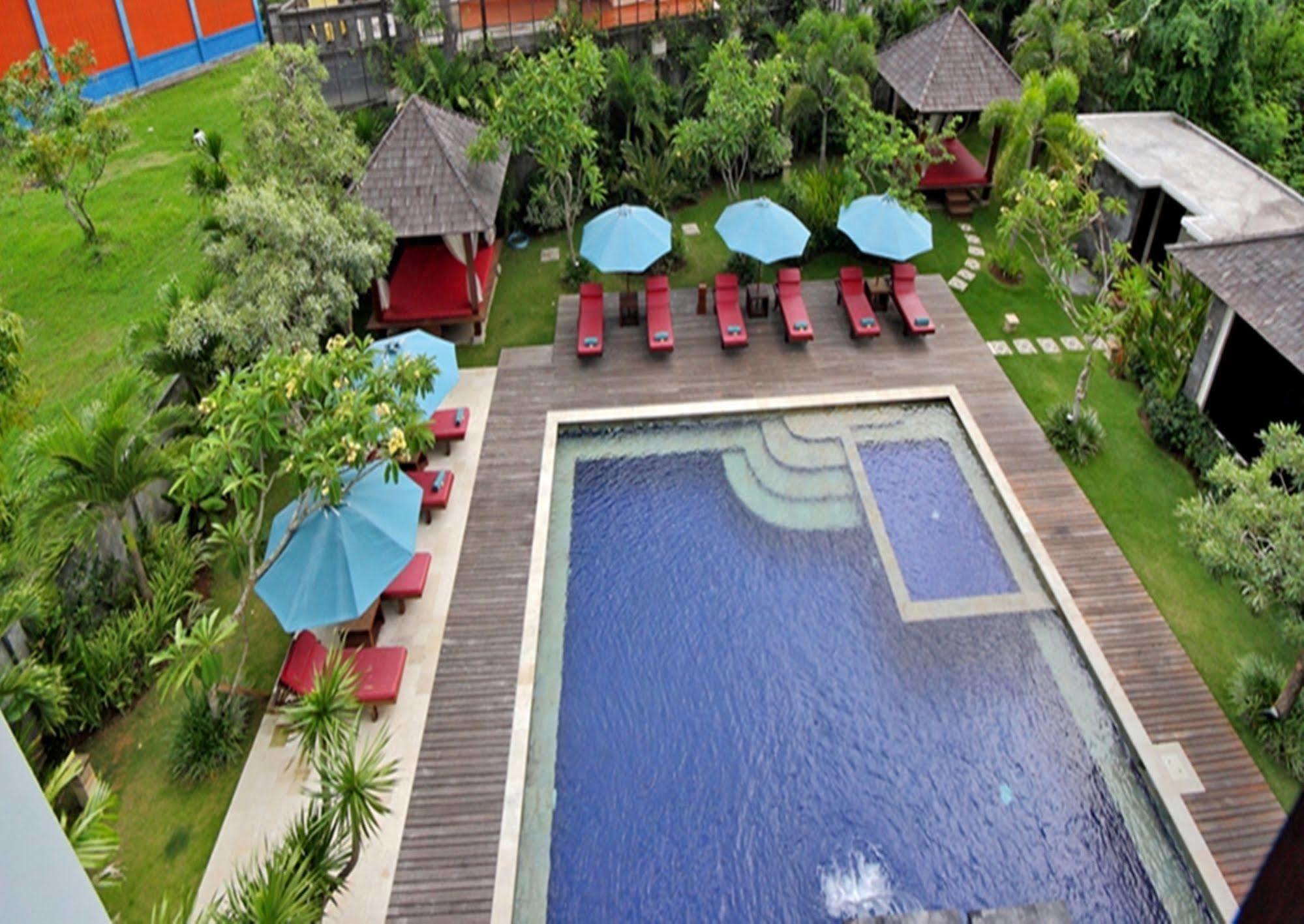 Capital O 2114 Grand Jimbaran Boutique Hotel 외부 사진