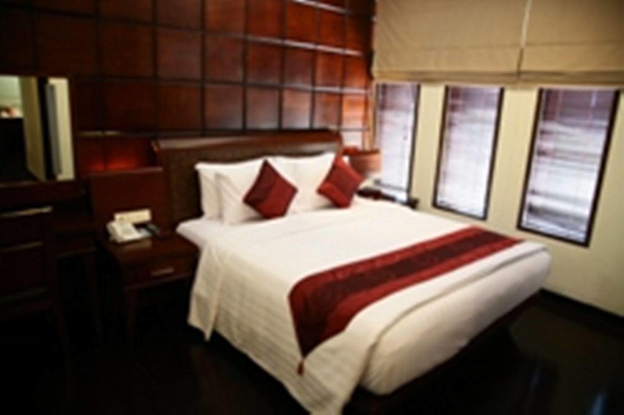 Capital O 2114 Grand Jimbaran Boutique Hotel 외부 사진